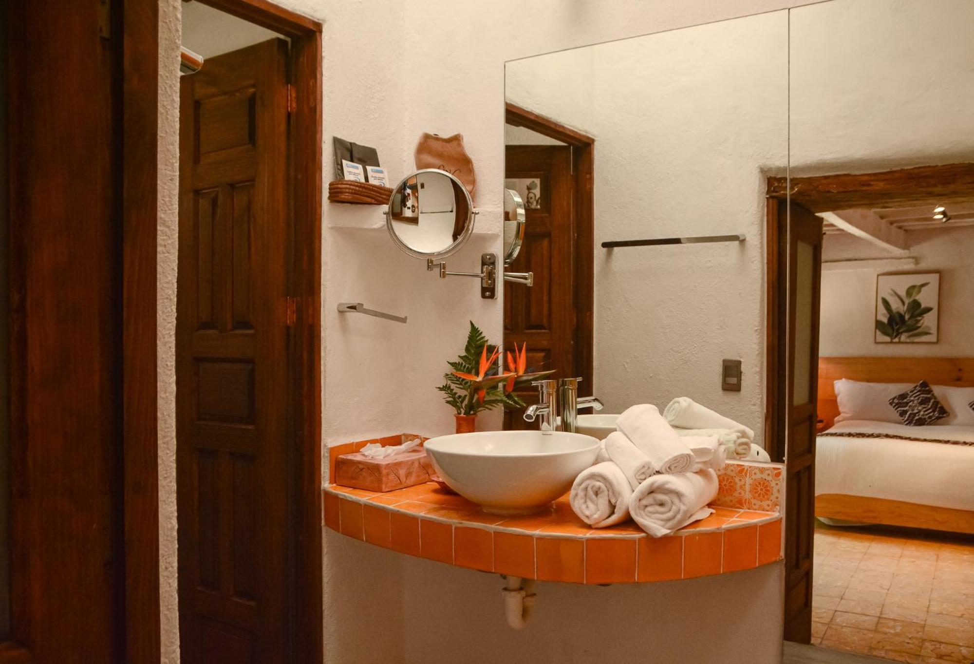 Hotel Petit Meson Valle de Bravo Exterior foto